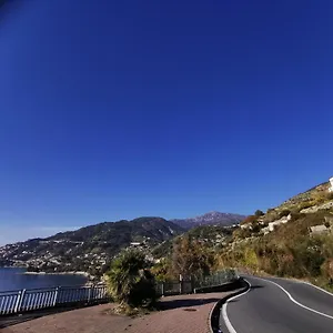 romantic-casa-lorenzina-bb.hotelitalianriviera.com/
