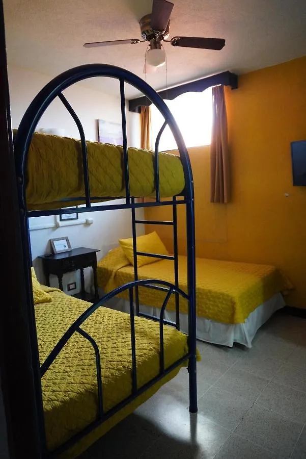 Hostal Guatefriends Hotel Guatemala City Guatemala