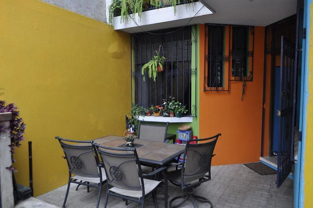 Hostal Guatefriends Hotel Guatemala City