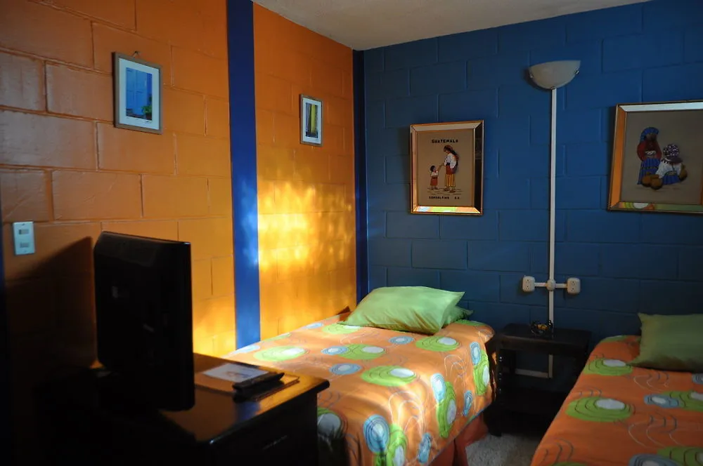 Hostal Guatefriends Hotel Guatemala City Guatemala