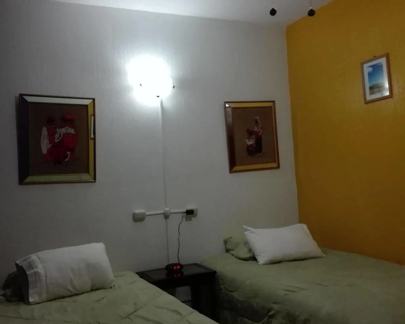 Hostal Guatefriends Hotel Guatemala City Guest house