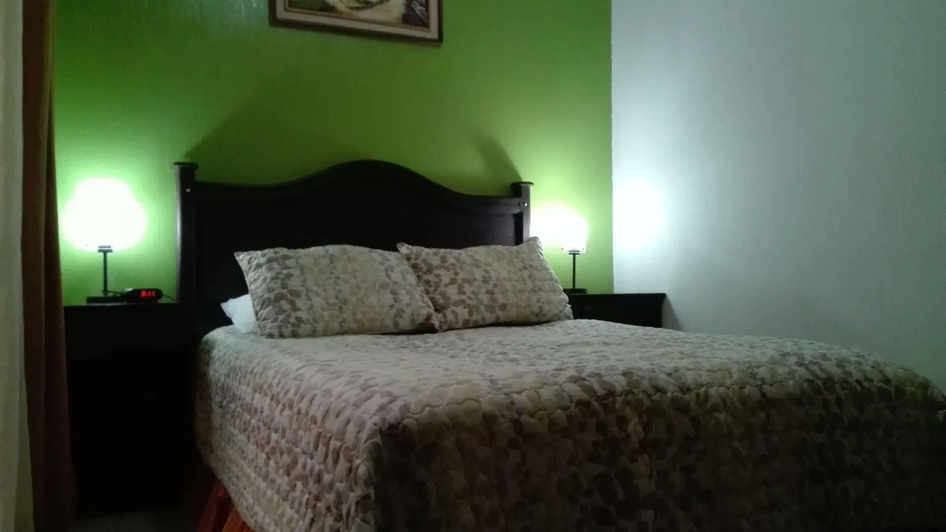 Hostal Guatefriends Hotel Guatemala City 2*,  Guatemala