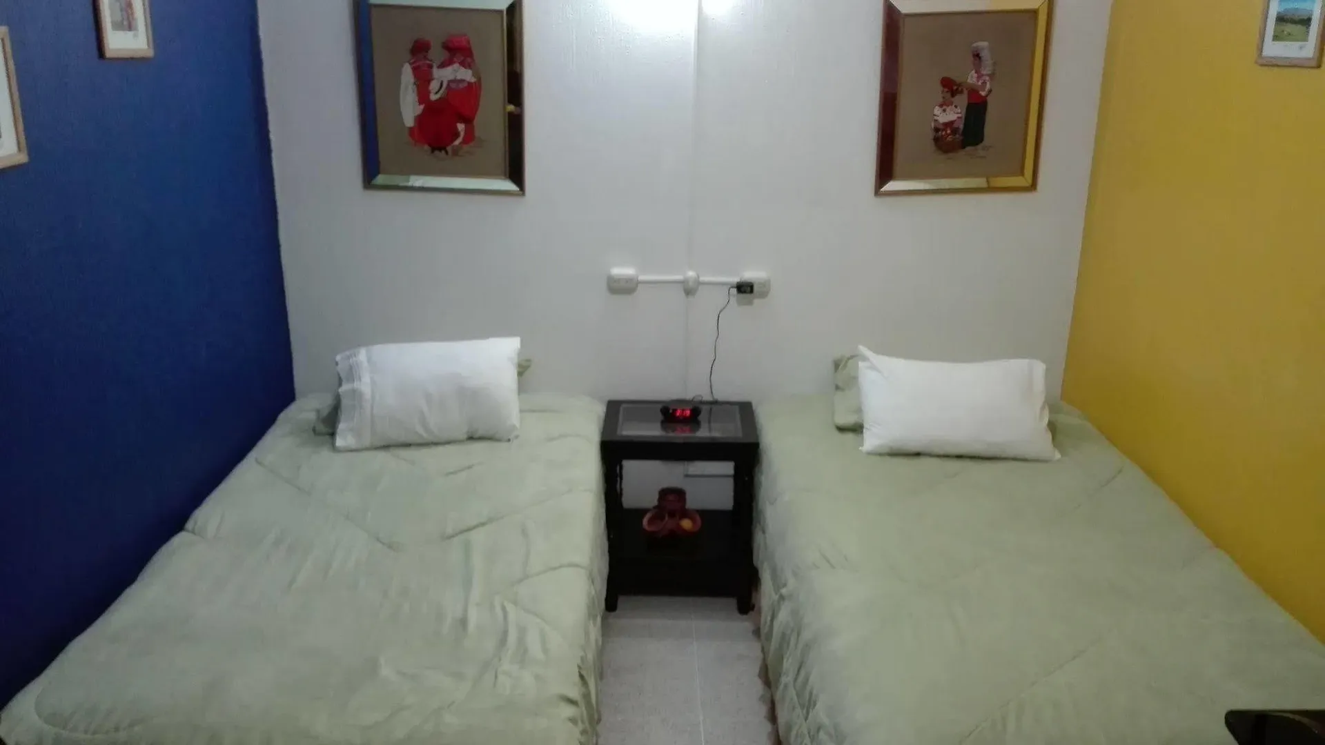 Hostal Guatefriends Hotel Guatemala City 2*,  Guatemala